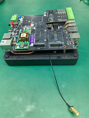 Flip Chip BGA and 2.5D/3D heterogeneous integrated carrier technology